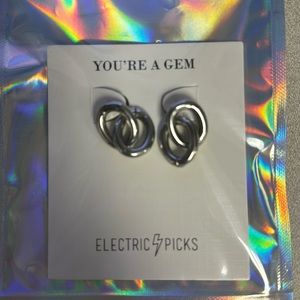 Electric Picks Levi Silver Studs